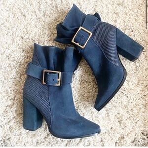 Cecelia New York suede ankle boots, navy, size 6